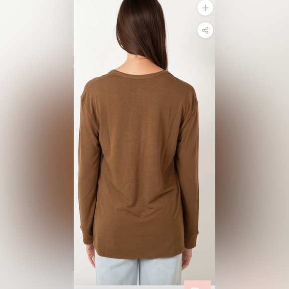 NWT RICHER POORER DEEP SPLIT LONG SLEEVE TEE -
MORNING ROAST - Picture 6 of 11